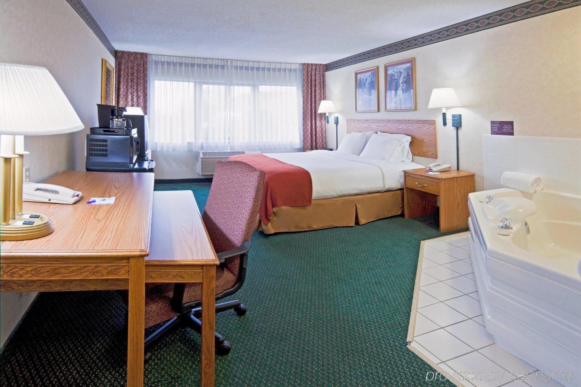 Country Inn & Suites By Radisson, Mishawaka, In South Bend Ruang foto