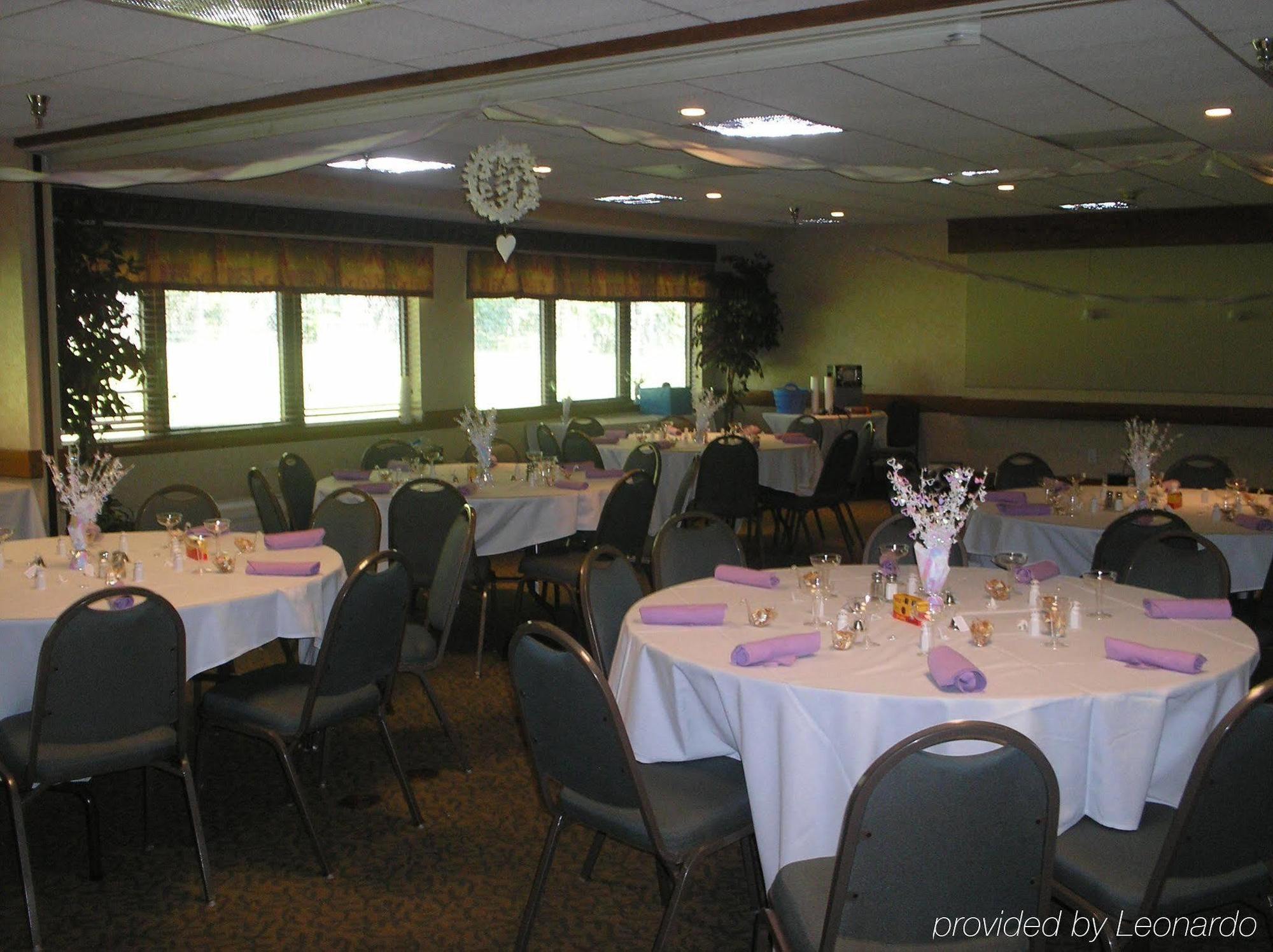 Country Inn & Suites By Radisson, Mishawaka, In South Bend Bagian luar foto